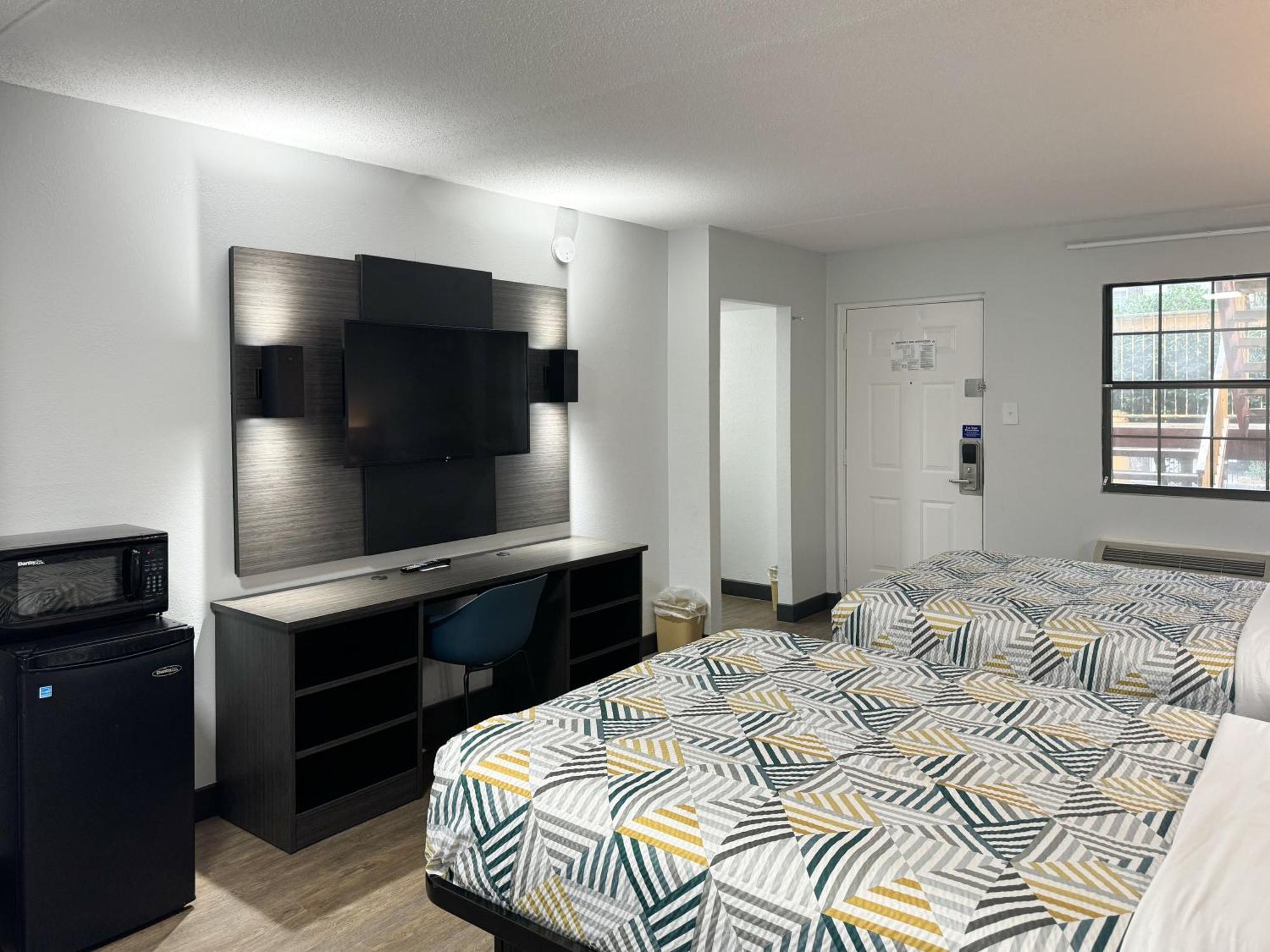 Motel 6 Huntsville Al University Dr. Extérieur photo